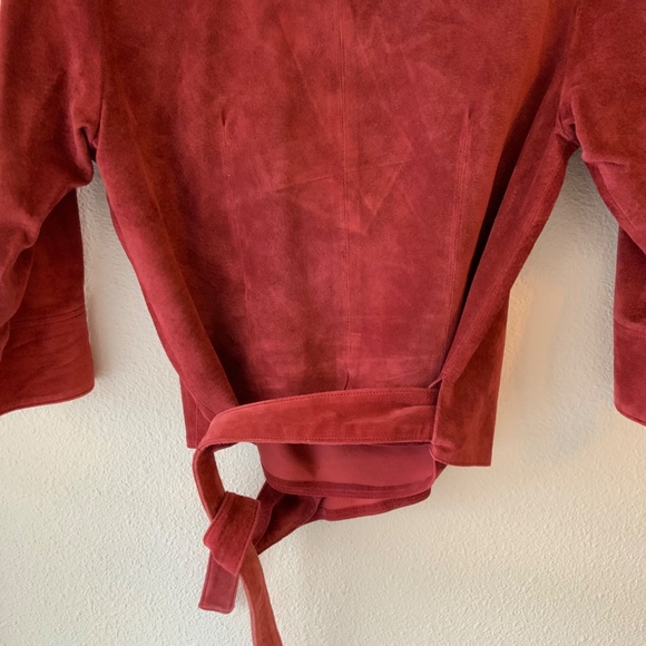 VINTAGE! Red Leather Wrap Top Size Medium - Picture 6 of 13